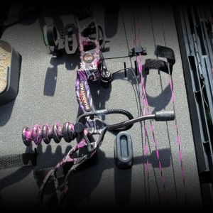 Obsession Hashtag Muddy Girl Compound Bow